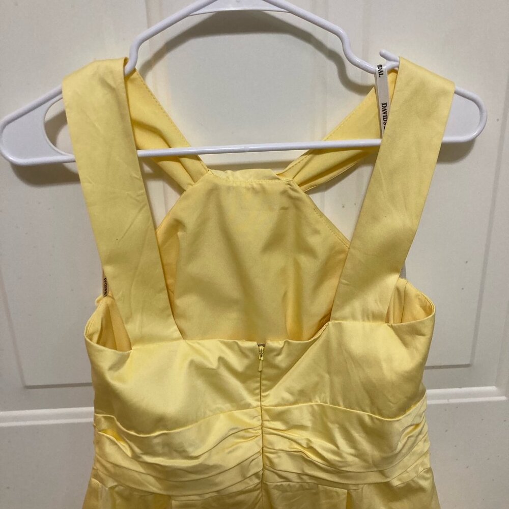 David’s Bridal Yellow Y-neck Sateen Dress in Size 10 - Picture 5 of 14
